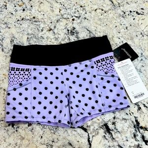 NWT Lululemon size 4 run shorty shorts